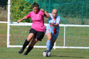 match foot feminin attanquante GF Loroux Canton défenseuses saint nazaire